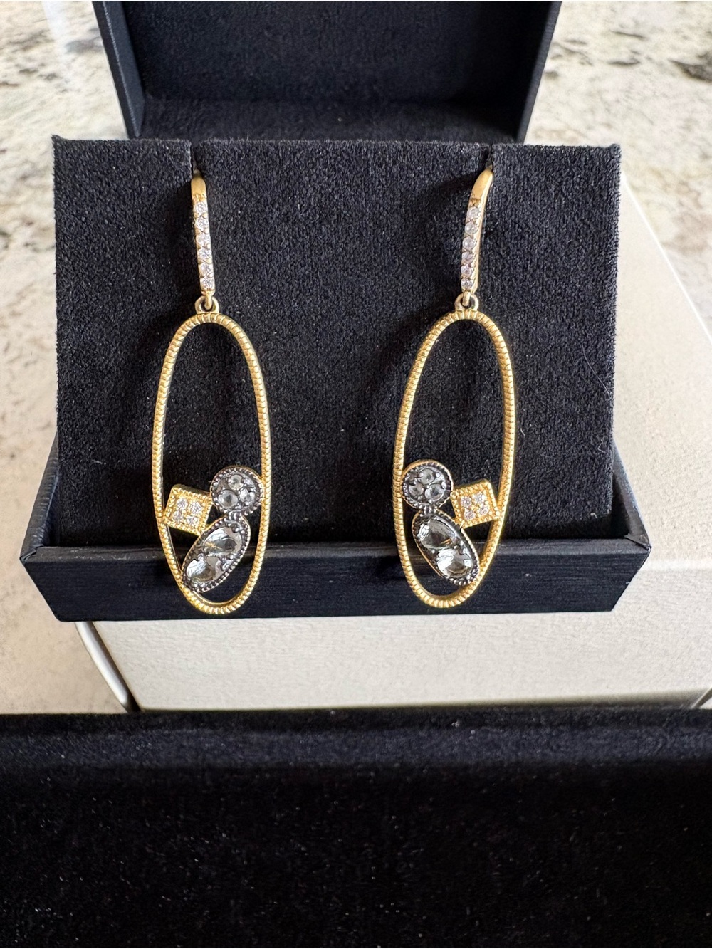 Frieda Rothman Signature Gold Gunmetal Oval Drop Earrings LIKE NEW 2.75” drop